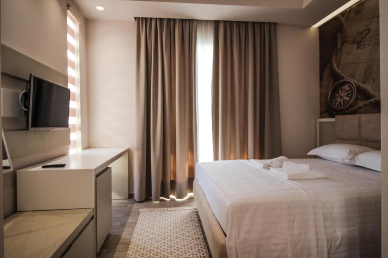 Hotel Kristera Vlorë Εξωτερικό φωτογραφία