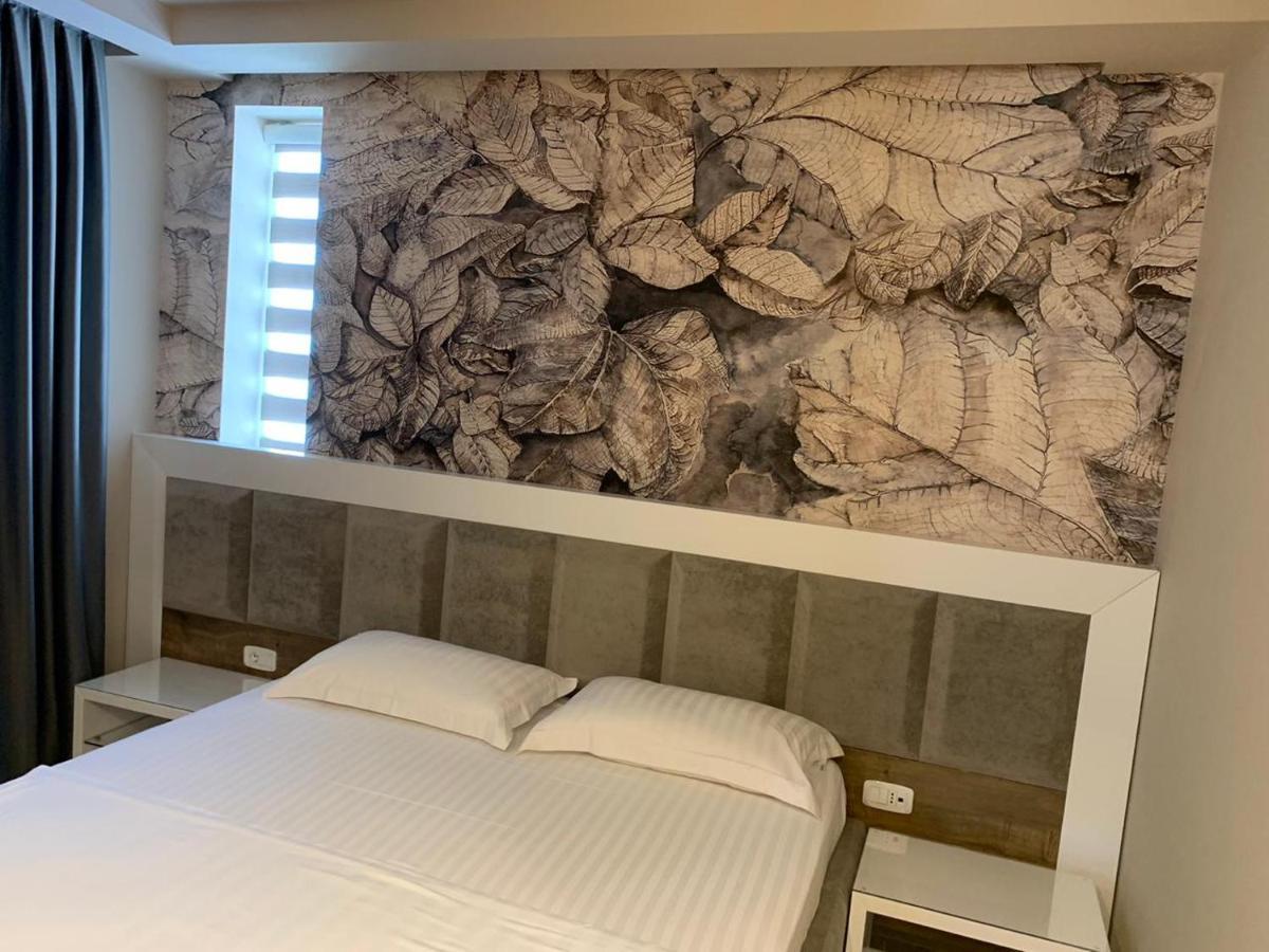 Hotel Kristera Vlorë Εξωτερικό φωτογραφία