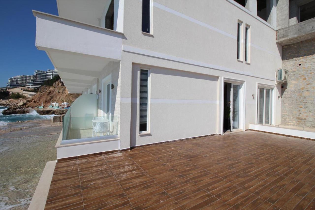 Hotel Kristera Vlorë Εξωτερικό φωτογραφία