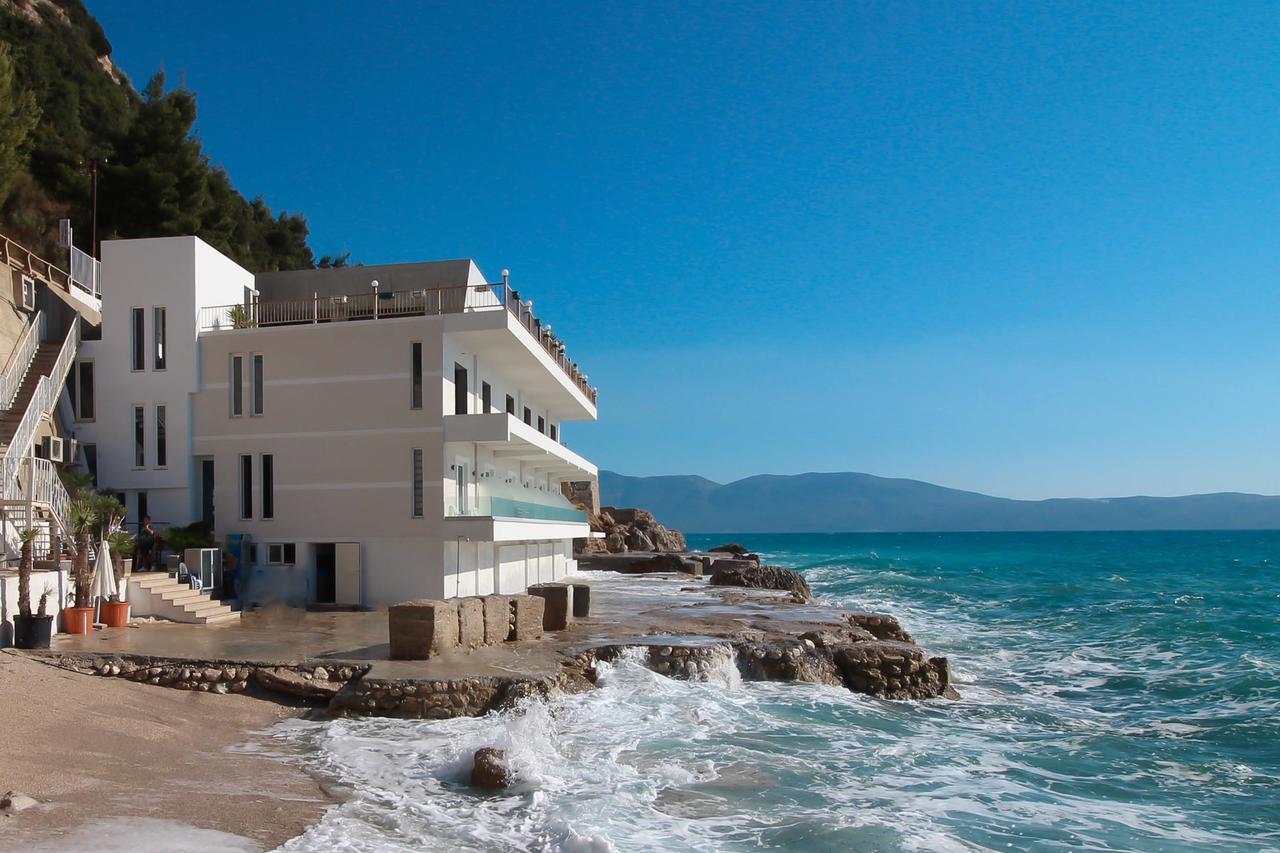 Hotel Kristera Vlorë Εξωτερικό φωτογραφία