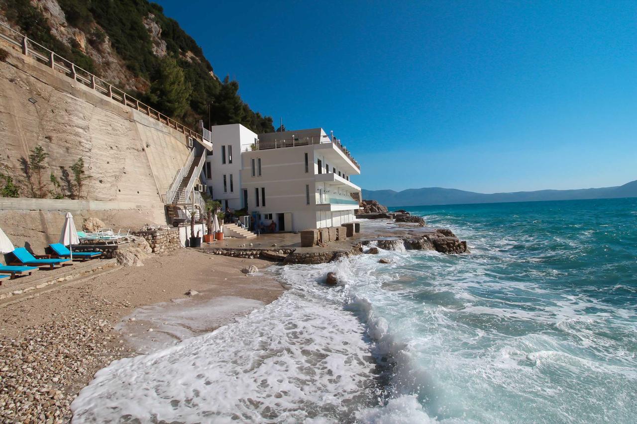 Hotel Kristera Vlorë Εξωτερικό φωτογραφία