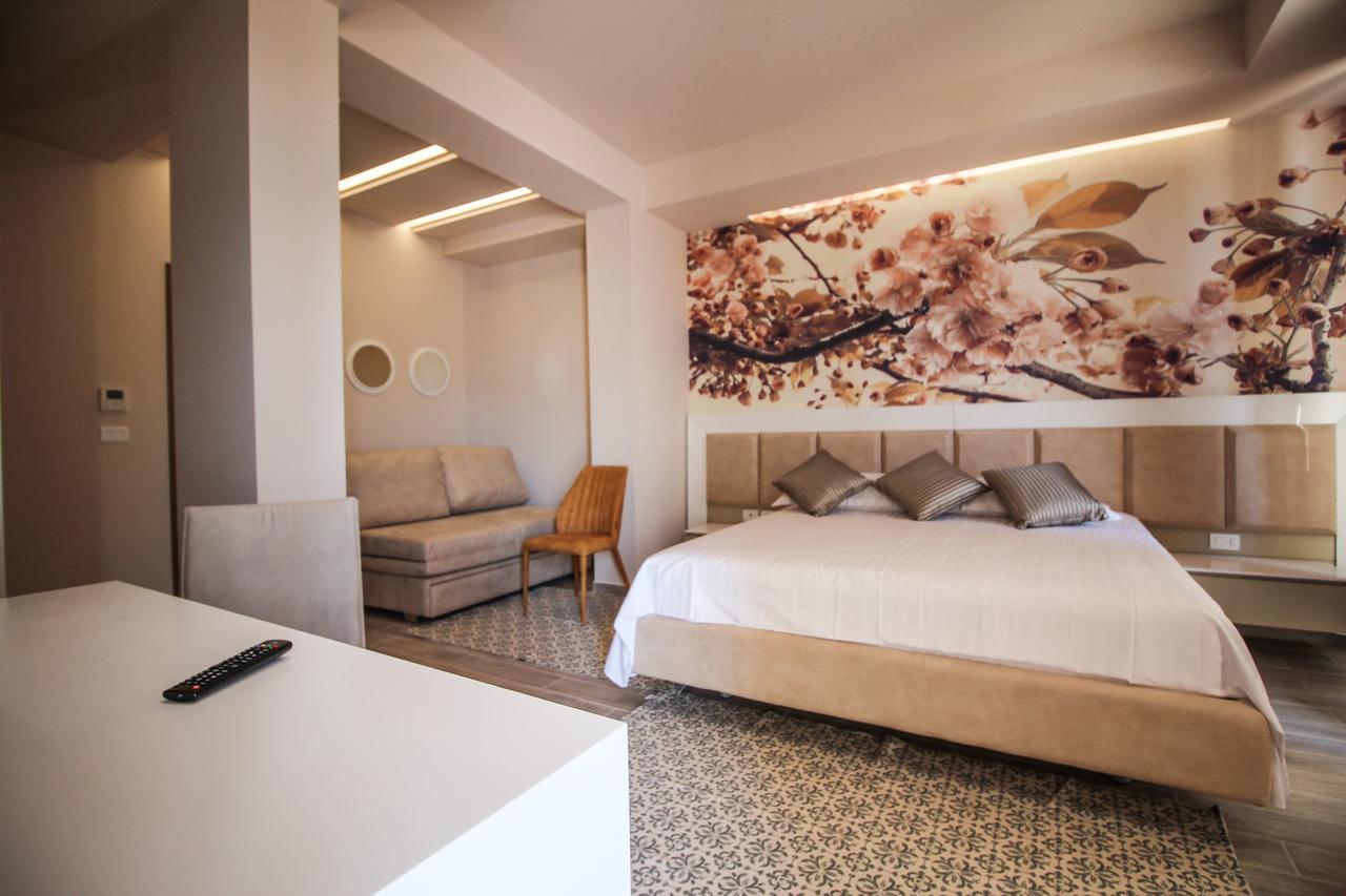 Hotel Kristera Vlorë Εξωτερικό φωτογραφία