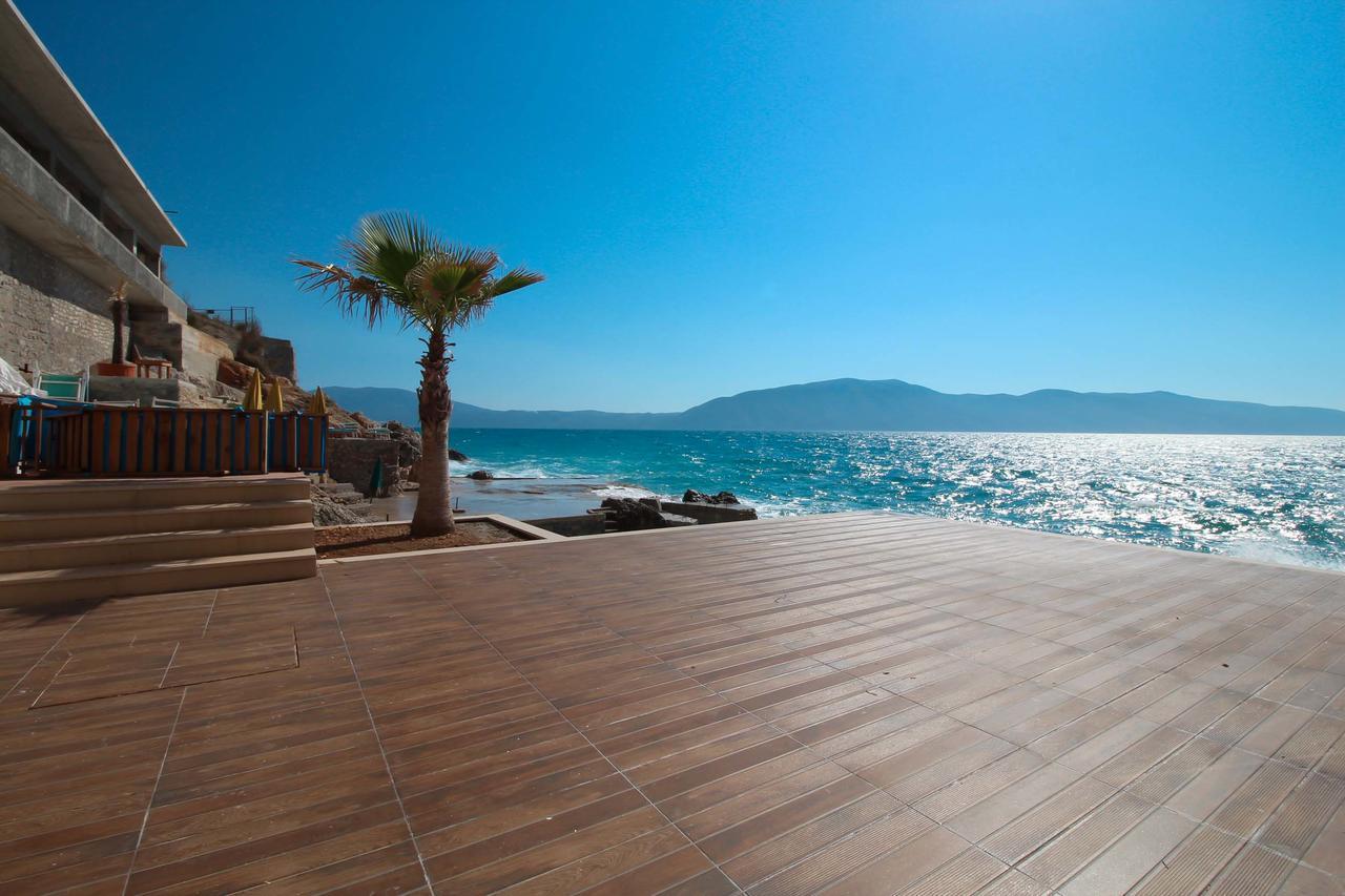 Hotel Kristera Vlorë Εξωτερικό φωτογραφία
