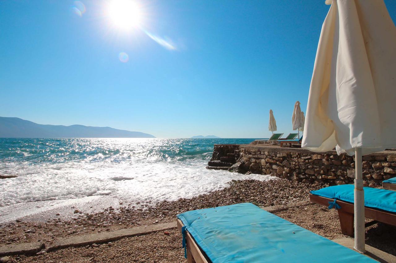 Hotel Kristera Vlorë Εξωτερικό φωτογραφία