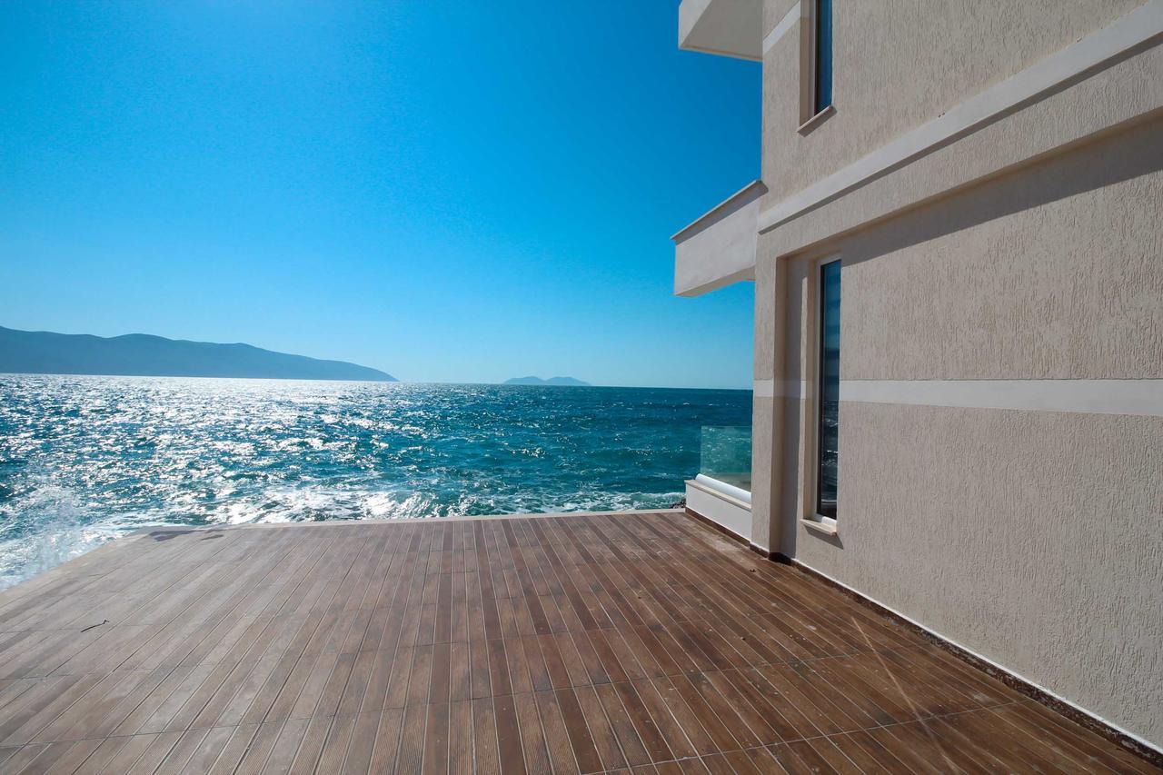 Hotel Kristera Vlorë Εξωτερικό φωτογραφία