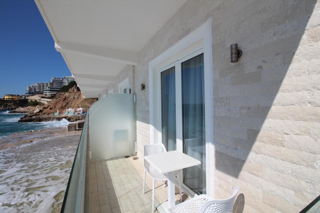 Hotel Kristera Vlorë Εξωτερικό φωτογραφία